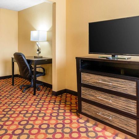 Quality Inn & Suites Montgomery East Carmichael Rd Ngoại thất bức ảnh