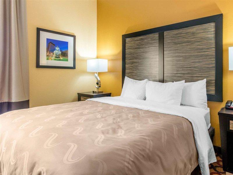 Quality Inn & Suites Montgomery East Carmichael Rd Ngoại thất bức ảnh