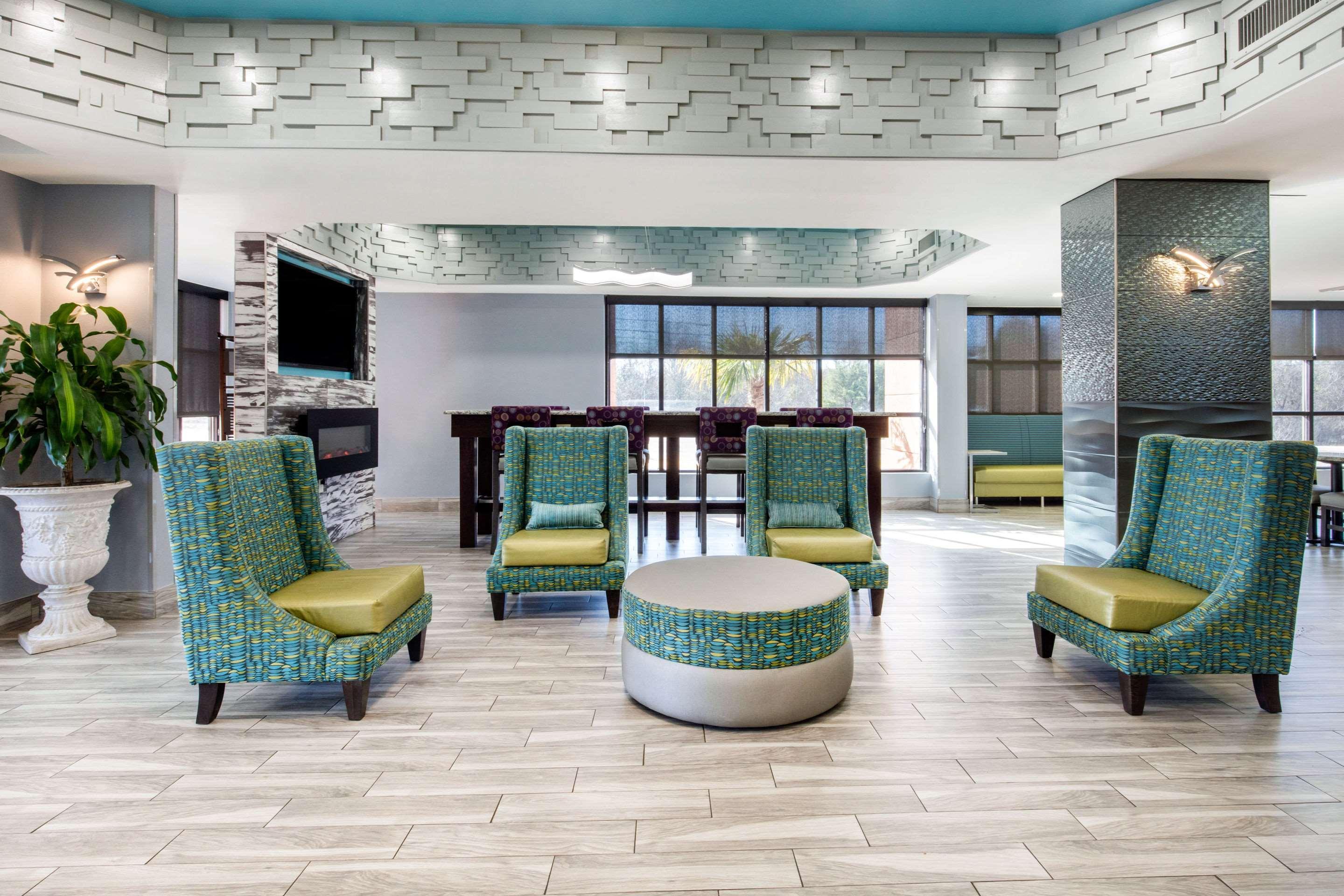 Quality Inn & Suites Montgomery East Carmichael Rd Ngoại thất bức ảnh
