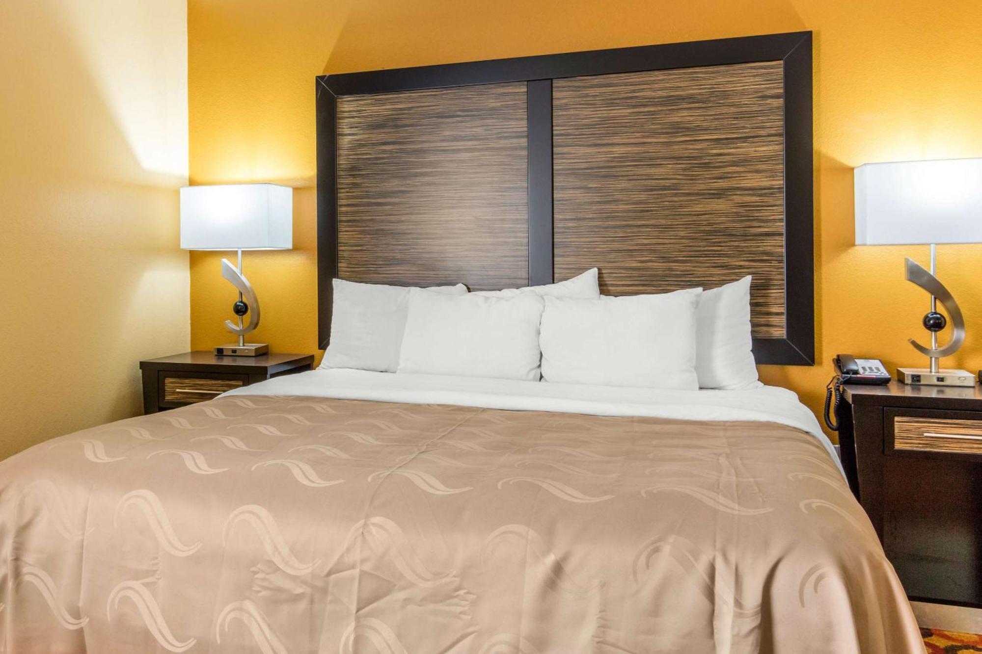 Quality Inn & Suites Montgomery East Carmichael Rd Ngoại thất bức ảnh