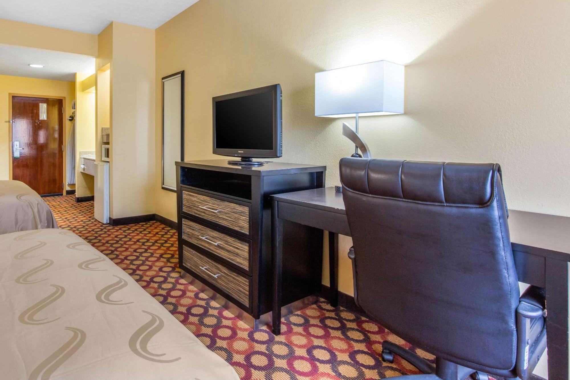 Quality Inn & Suites Montgomery East Carmichael Rd Ngoại thất bức ảnh