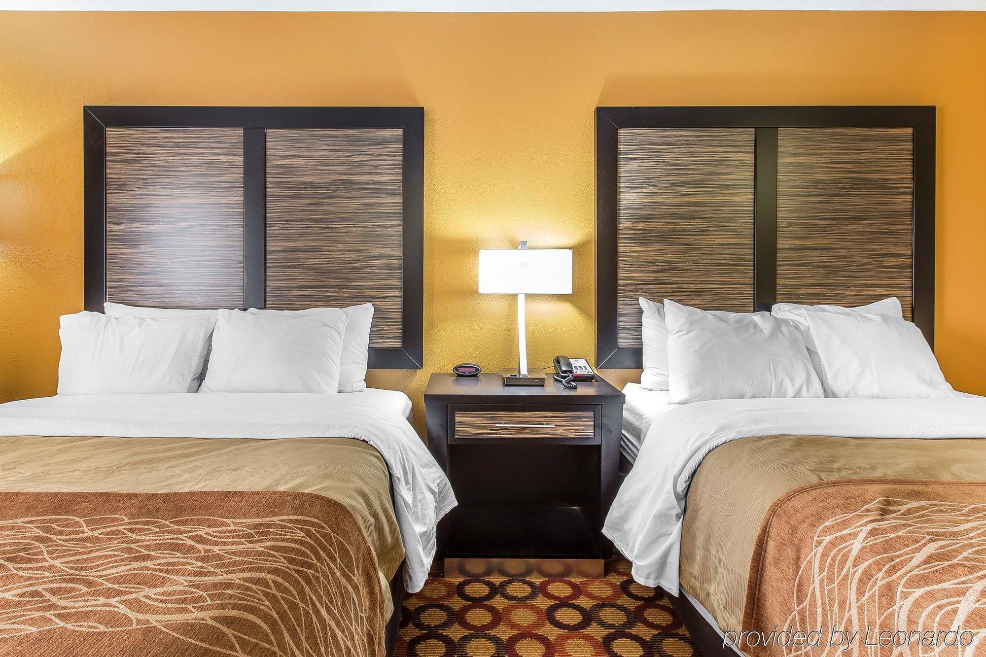 Quality Inn & Suites Montgomery East Carmichael Rd Ngoại thất bức ảnh