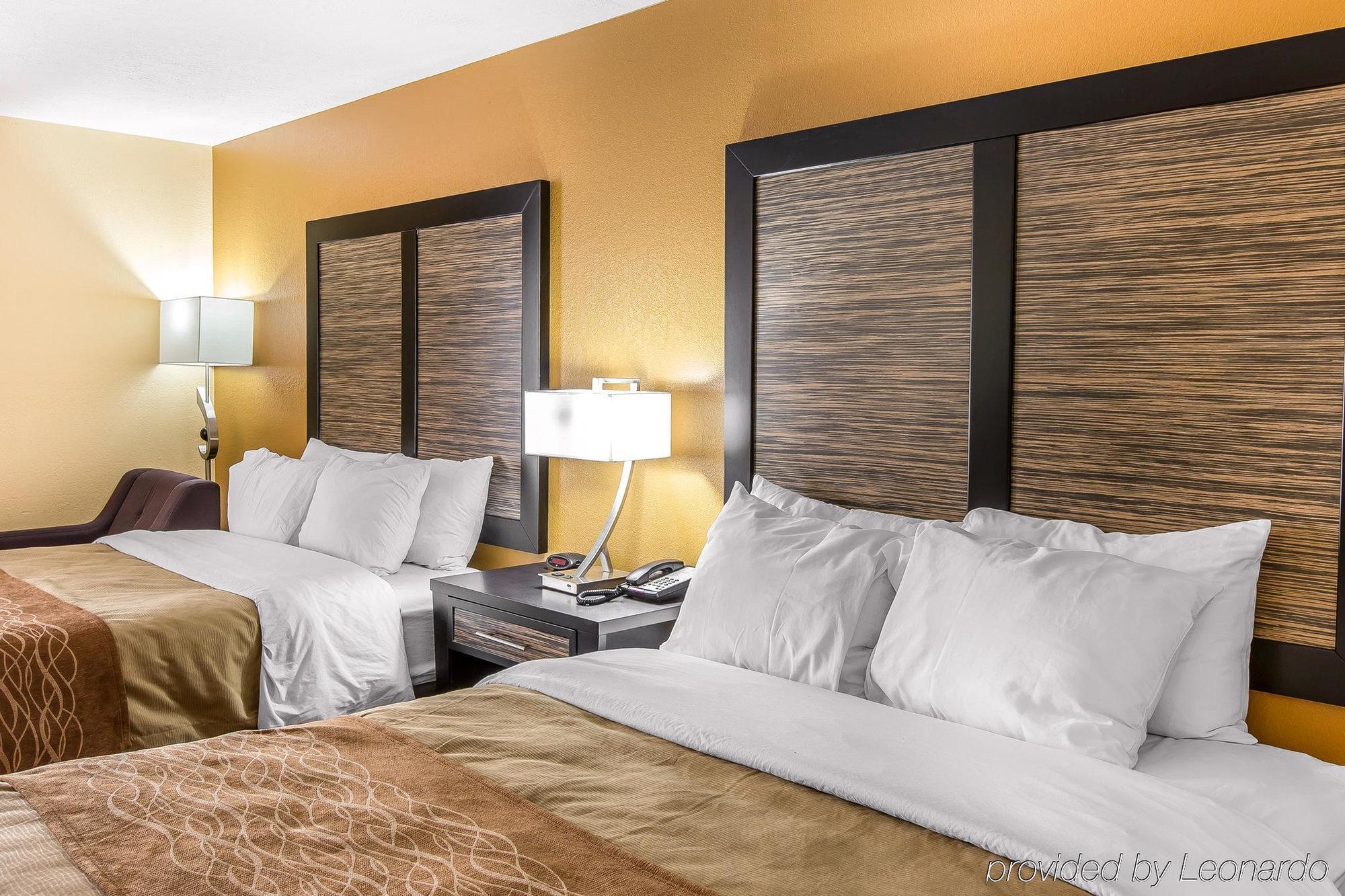 Quality Inn & Suites Montgomery East Carmichael Rd Ngoại thất bức ảnh